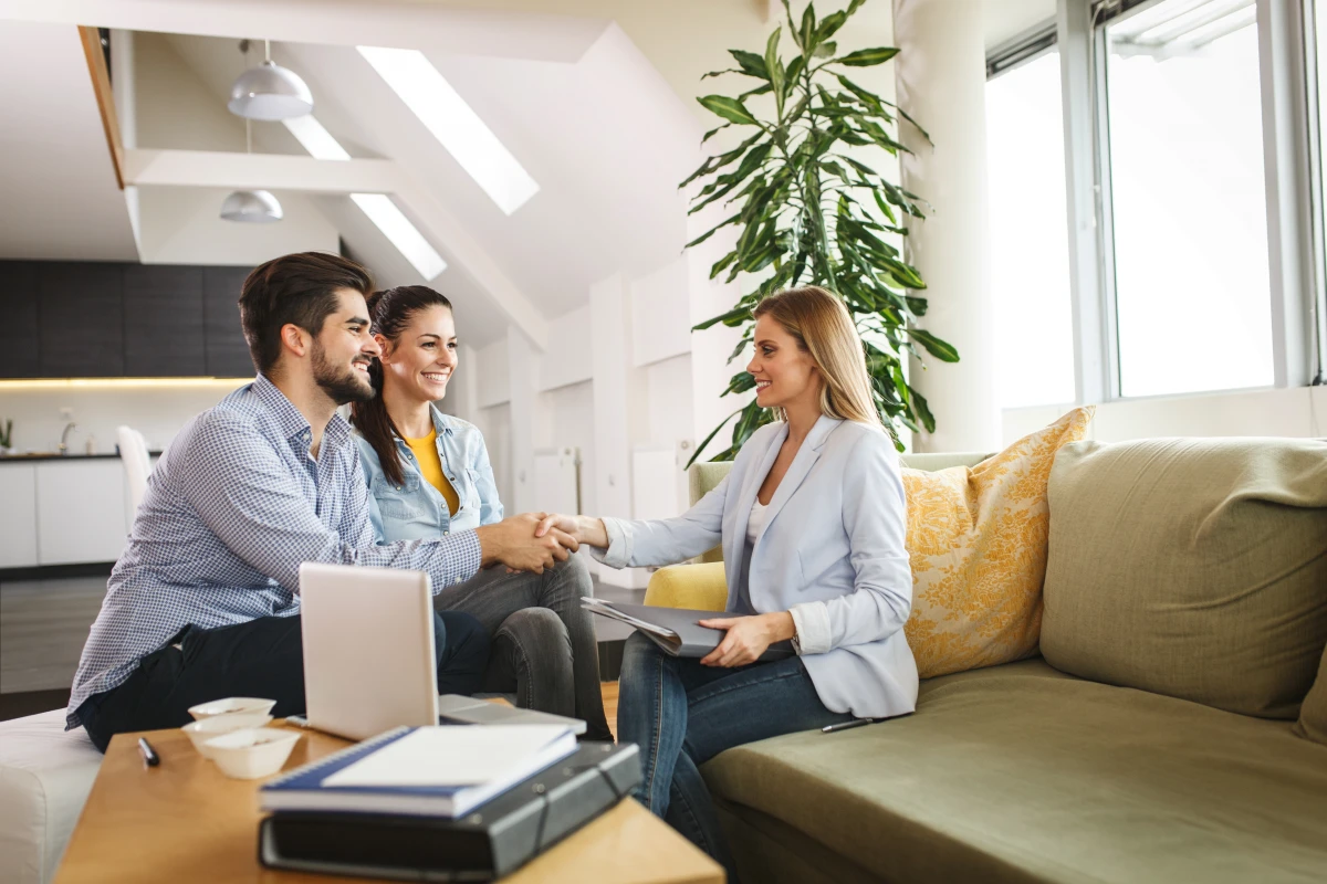 Combien de temps entre visite et offre d'un bien immobilier : éclairage sur les étapes clés